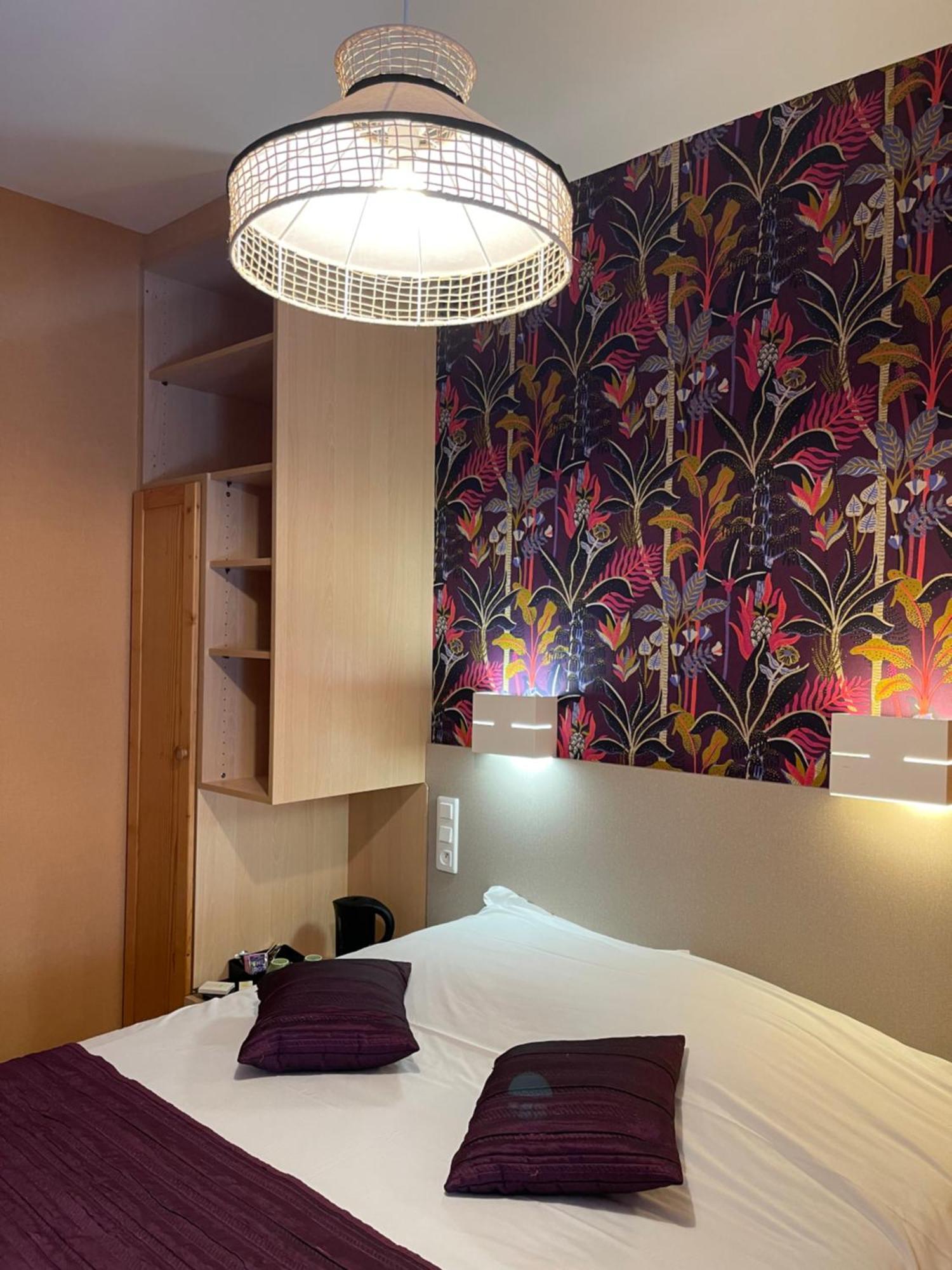 Logis Hotel Restaurant Cazes Arazat Laissac Luaran gambar
