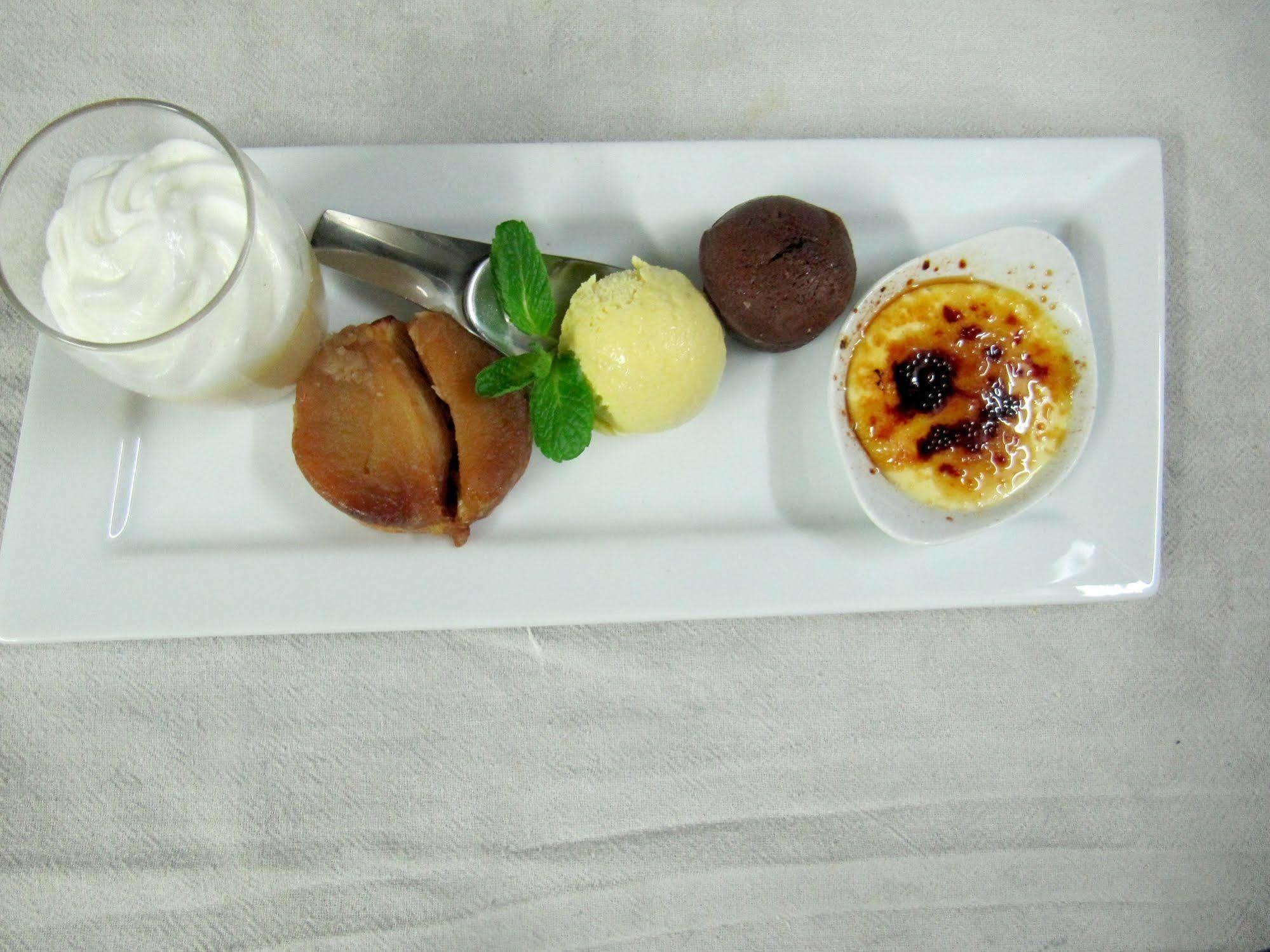Logis Hotel Restaurant Cazes Arazat Laissac Luaran gambar